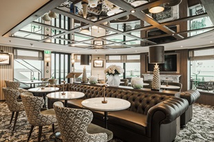 Arthur's Restaurant - ms Serene