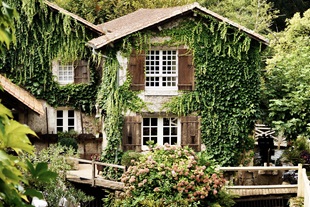 Le Moulin du Roc, France